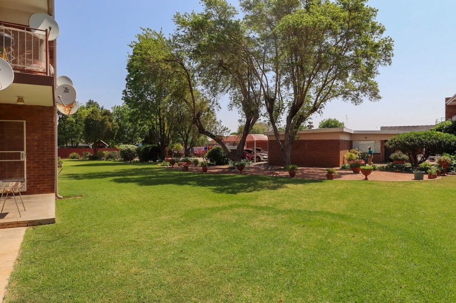 2 Bedroom Property for Sale in Flamwood North West